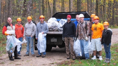 Collecting trash along the Lenny Rd